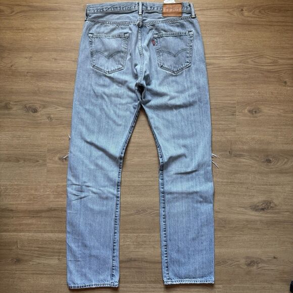 Levis 501 Distressed Mens Button Up Fly Jeans Size 33x34 (Actual 33x32) - Picture 2 of 12